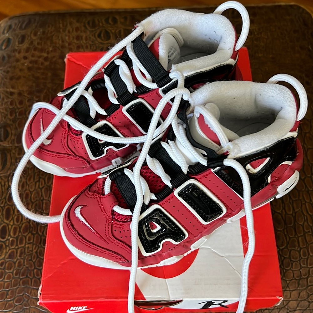 Nike Air More Uptempo (PS) Boys 11c